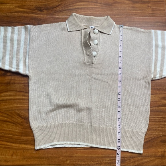 Vintage FIA Italia Handloom Women's Tan White Stripe Knit Sweater Size Medium - Picture 11 of 12